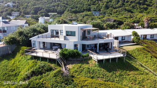 Keurboomstrand House | Picnic Rock Seaside Accommodation