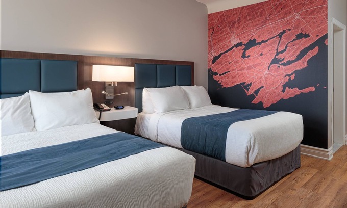 Prince Edward Hotel | Picton Harbour Inn