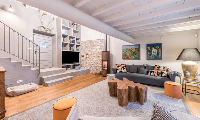 Calvagese della Riviera Villa | Picturesque Riviera Farmhouse