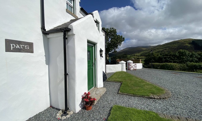 Newry Cottage | Picturesque Holiday Let in the luxurious Mourne Mountains