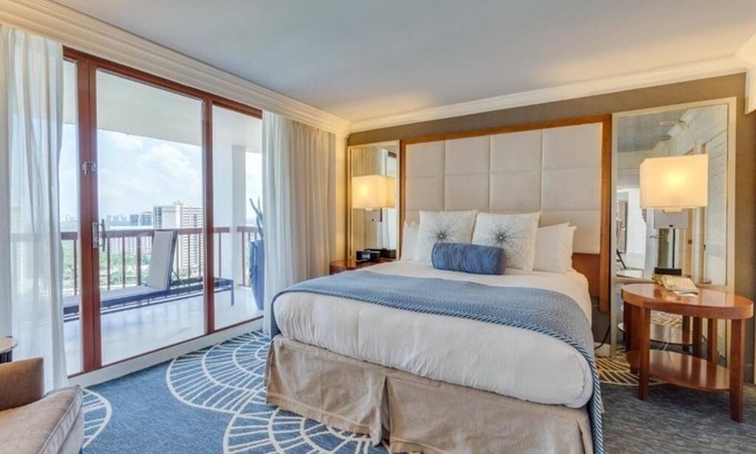 Pelican Bay Resort | Picturesque Resort w/Exclusive Beach Shuttle | Spacious 1BR w/Private Balcony
