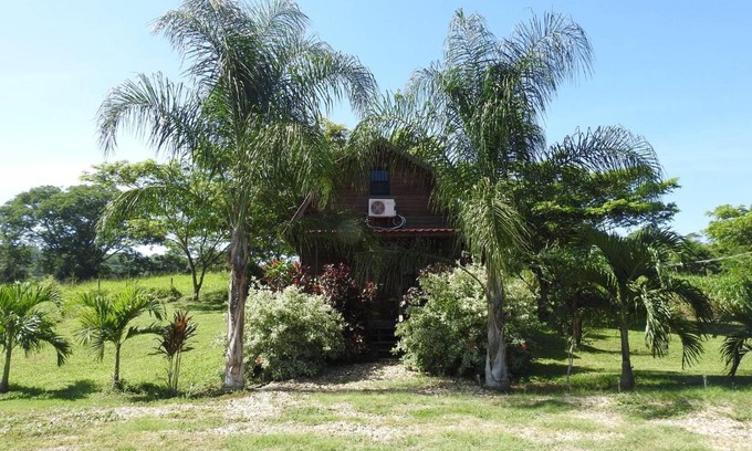 Santa Elena House | Pilgrims Paradise Cabin 2