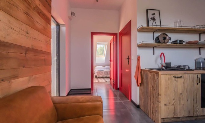 Sorkwity Apartment | Pili Pili - Appartement Rouge