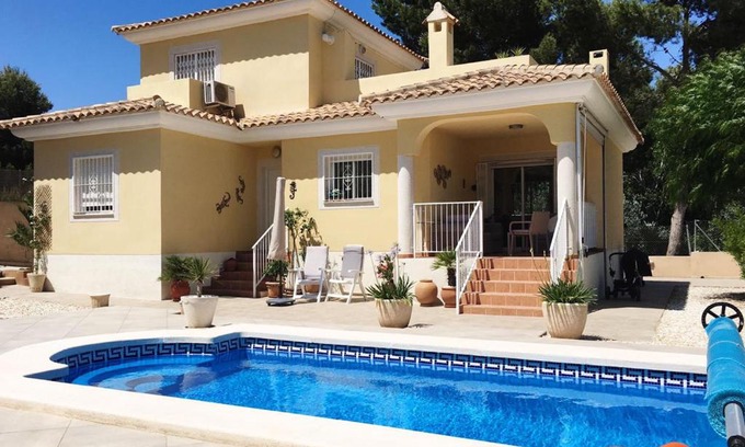 Castalla Villa | Pinada del Rio Villa, Alicante