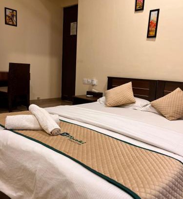 Malad East Hotel | Pinaki Comfort Stay Malad - Near Nesco