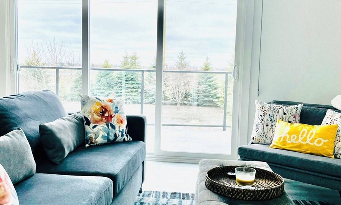 Winkler House | Pine Loft. Quiet place in the Winkler/Morden area and just off Highway 14.