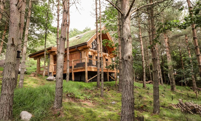 Grantown-on-Spey Cottage | Pine Marten Lodge