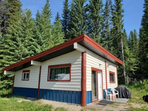Golden Ski Chalet | Pine Marten Wilderness Cabin