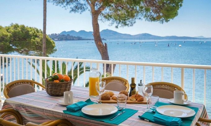 Puerto de Pollensa Apartment | Pine Walk Xisco A Apartment by Vida Villas