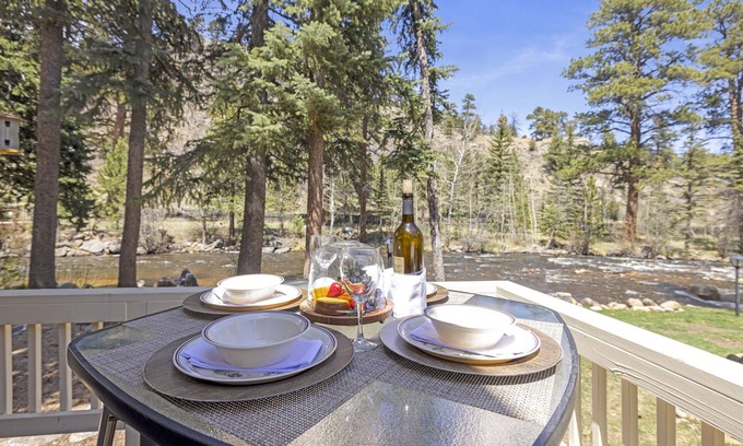 Aspen Brook House | Pinehenge on the Big Thompson River near RMNP! #20-NCDO181