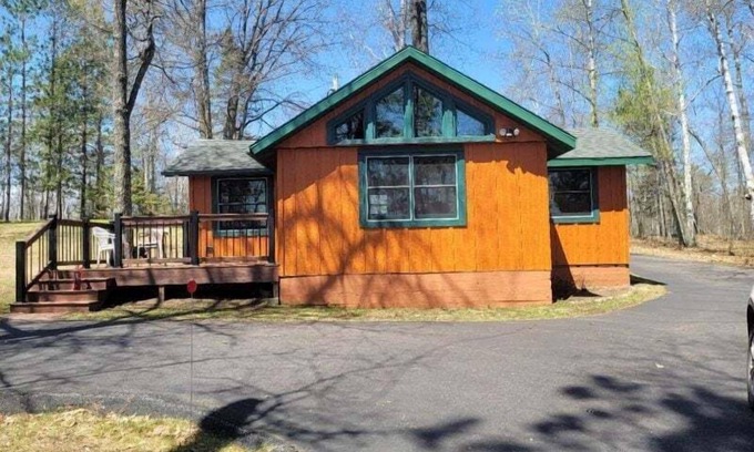 Solon Springs Cabin | Pinewood Cabin on Upper Eau Claire Lake in Barnes, WI