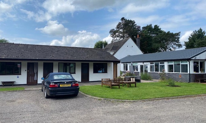 Ibstock Cabin | Pinewood Lodge