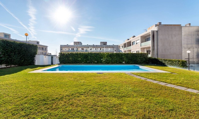 Monserrate Apartment | Pink Apartment - Spacious Apartment with Pool