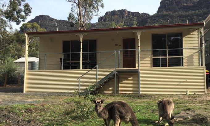 Halls Gap House | Pinnacle Views