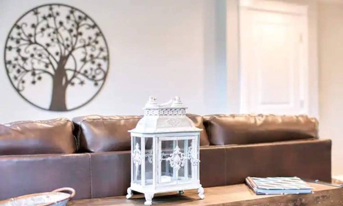 Dayton House | Pinot Valley Escape