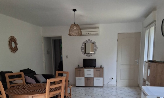 Piolenc Apartment | PIOLENC . apartment in Provence, single storey, very bright.