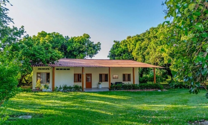 San Sebastian de Mariquita Villa | Piscina, hamacas, juegos, naturaleza y relajación a 5 minutos del centro