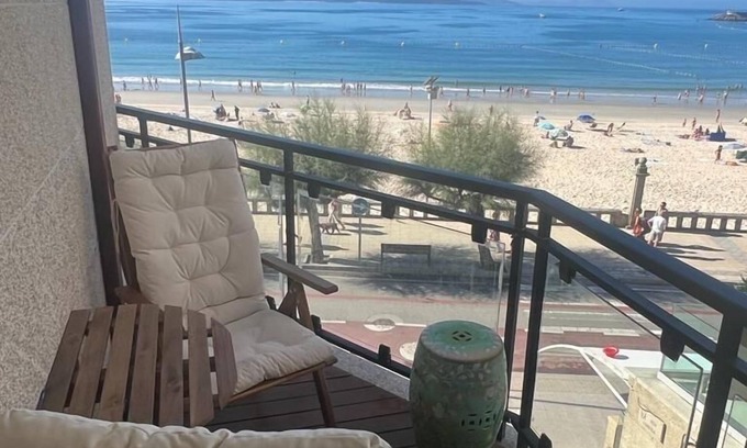 Sanxenxo Condo | Piso de Lujo en Primera Línea de Playa en Sanxenxo