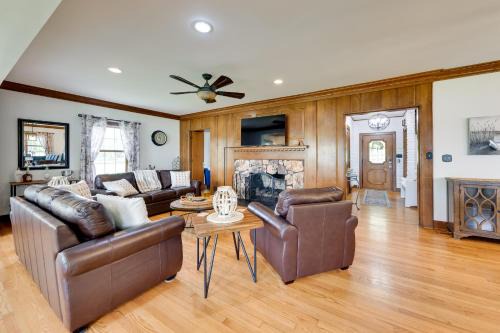 McHenry House | Pistakee Lake Estate with Boat Dock and Hot Tub!