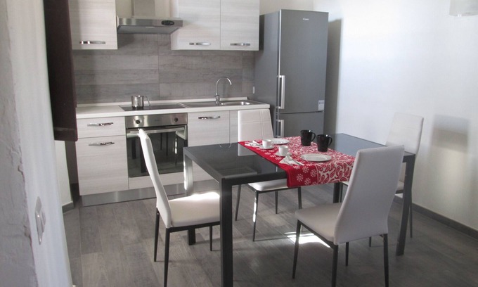 Gallarate Apartment | Pit Stop - Gallarate