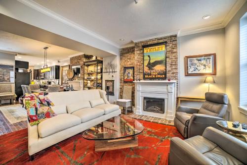 Lower Lawrenceville House | Pittsburgh Vacation Rental in Lawrenceville!