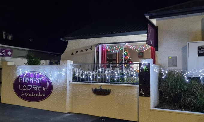Picton Hostel | Piwaka Lodge
