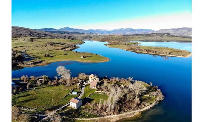 Las Rozas House | Place of peace.
