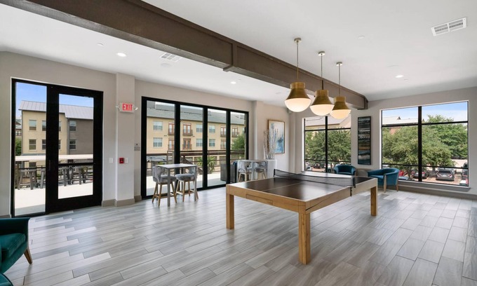 Legacy Park Apartment | Plano | Alluring 1BD/1BA Apartment