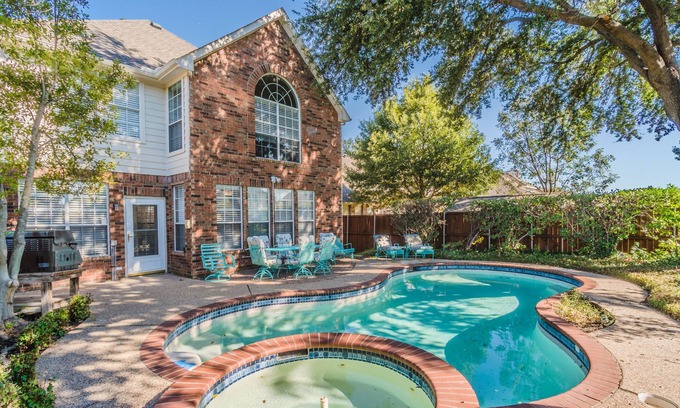 Plano House | Plano Family Getaway