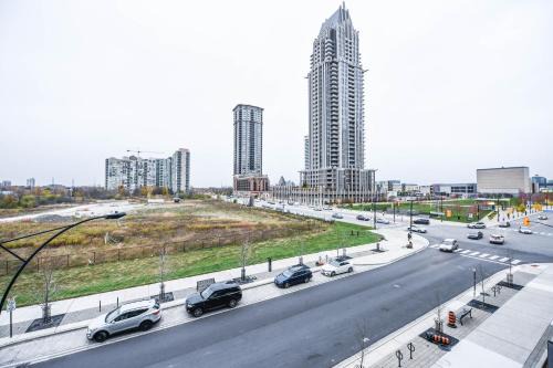 Downtown Mississauga Apartment | PlanURstay- Mississauga Downtown Square One Shopping Centre
