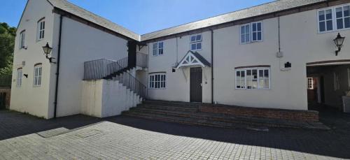 Mynydd Isa Apartment | Plas Bellin Apartments