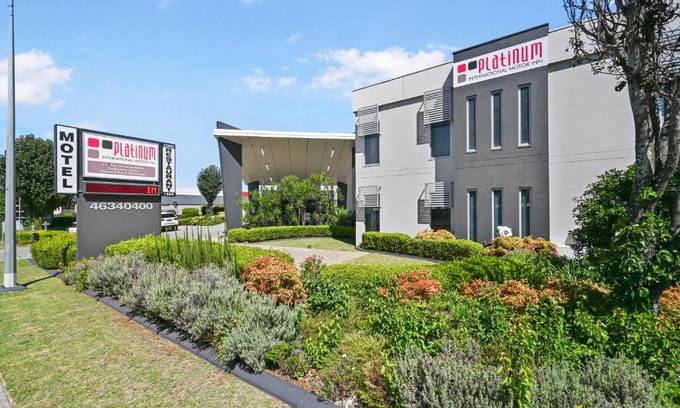 Harristown Hotel | Platinum International
