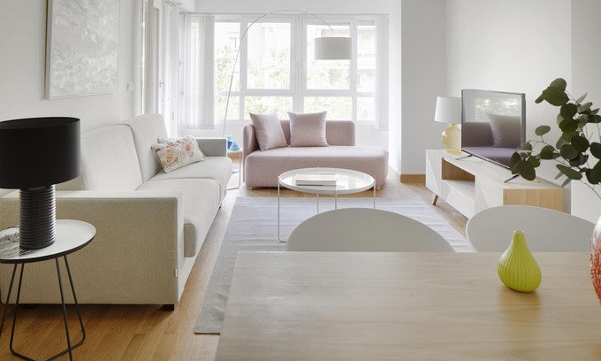 Antiguo Apartment | Playa de Ondarreta 2 by FeelFree Rentals