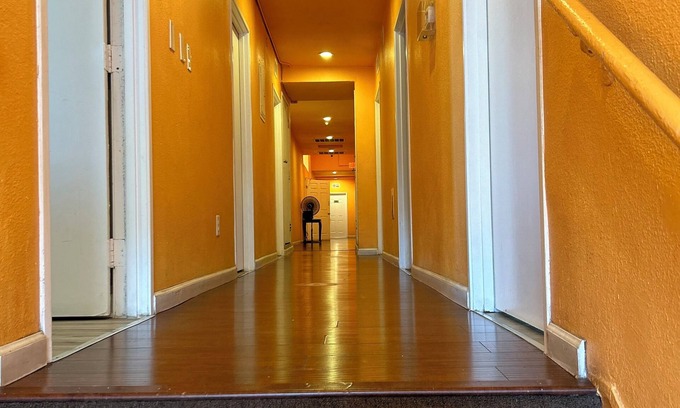 Harbor Gateway North Hotel | Plaza Hotel Gardena