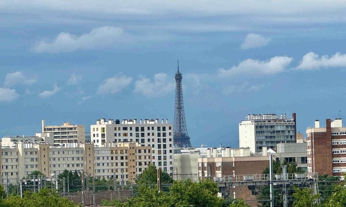 Malakoff Apartment | Pleasant 2P with balcony & Eiffel Tower view