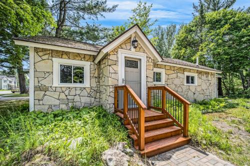 Boyne City House | Pleasant Street Retreat