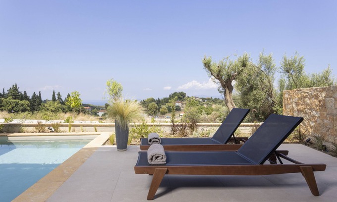 Paliouri House | Pnoes Luxury Suites