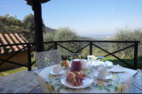 Castagneto Carducci Apartment | Podere Bagnoli
