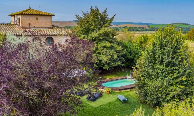 Bollano House | Podere Palazzetto by Interhome