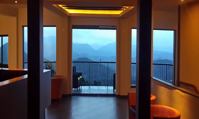 Elappara Hotel | Poetree Thekkady