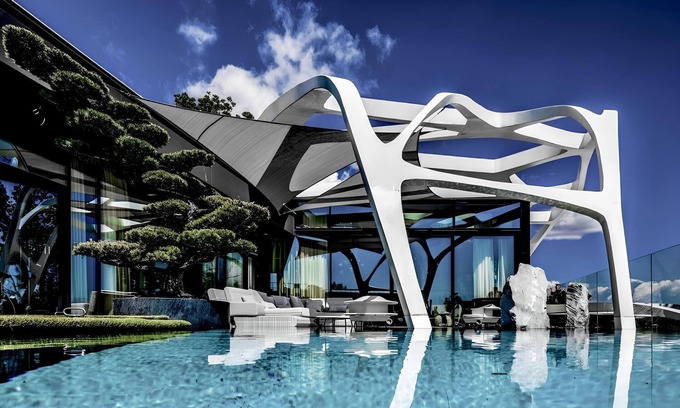 Szechenyihegy Villa | Poets Garden Villa 4 bedrooms, outdoor pool, sauna, hot tub and panoramic view