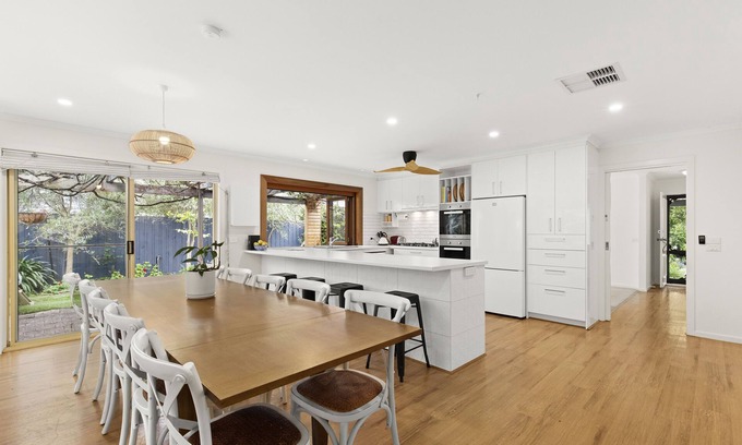 Point Lonsdale House | Point Lonnie Gem