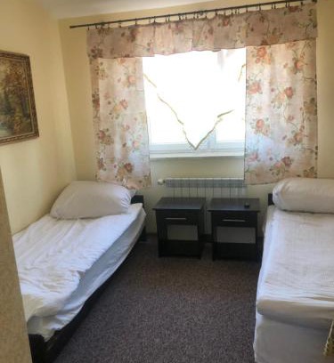 Lesznowola House | Pokoje przy Lotnisku