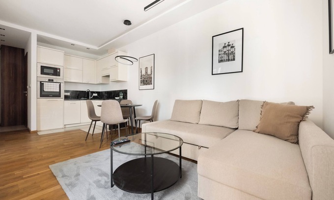 Muranow Apartment | Pokorna Comfort Apartment