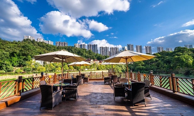 Yunyan District Hotel | Poly International Hot Spring Hotel