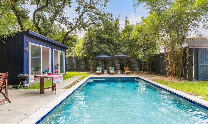 Mid-City Apartment | POOL! 2bd shotgun w/incredible outdoor space!