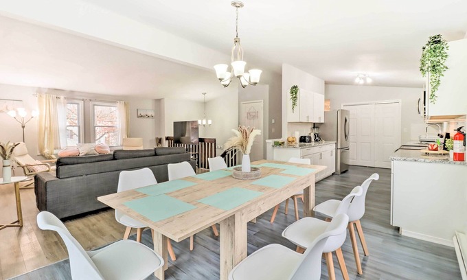 Albrightsville House | Pool Access & Deck: Home Near Big Boulder!