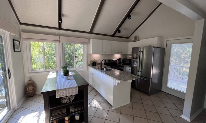 Night Heron House | POOL & BEACH ACCESS: Sea Pines Home, Beautiful lagoon view