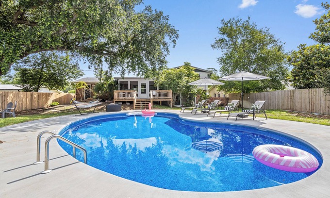 Mississippi City House | POOL! Close to the Beach and Downtown! BBQ! Game Room!