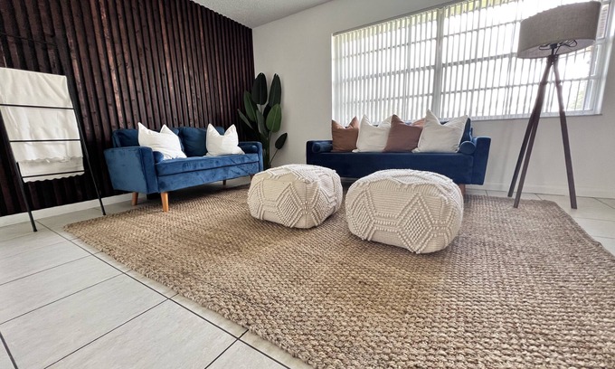 Deltona Lakes House | ⭐️ Pool ⭐️ Game Room ⭐️ BBQ ⭐️ Fire Pit ⭐️ Coffee Bar